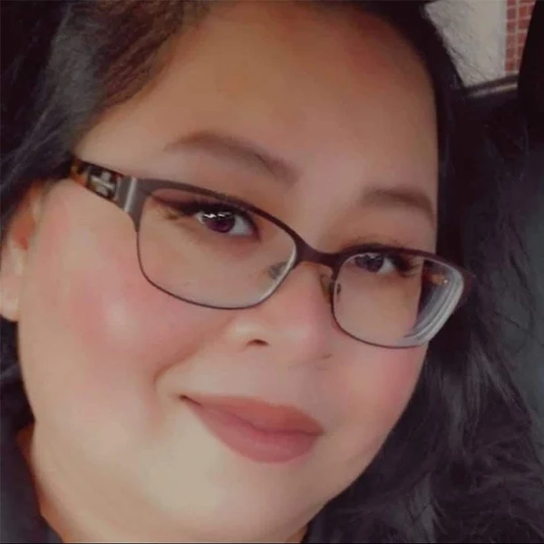 Chiropractor Pasadena TX Danna Nguyen